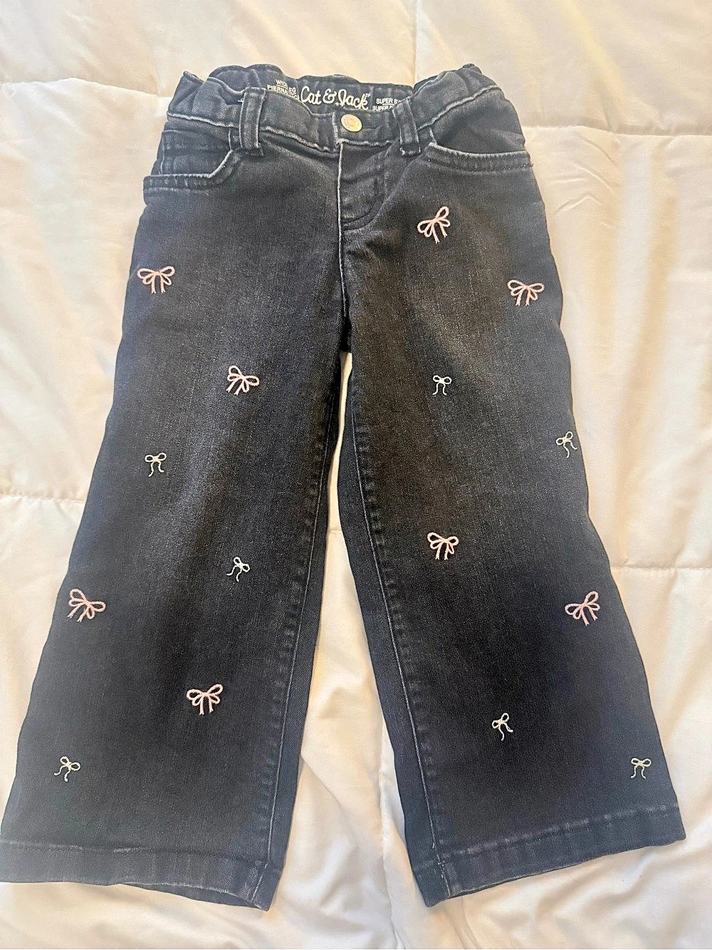 Cat & Jack Girls Super Stretch Bow Embroidered Jeans Black 4T